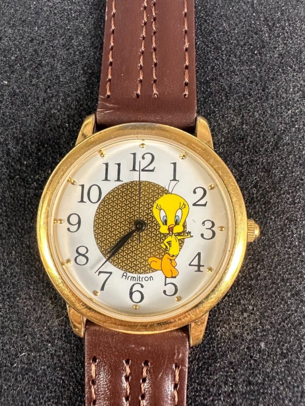 Vintage Tweety Bird Watch Women Gold Tone Brown Leather Band New Battery 9"